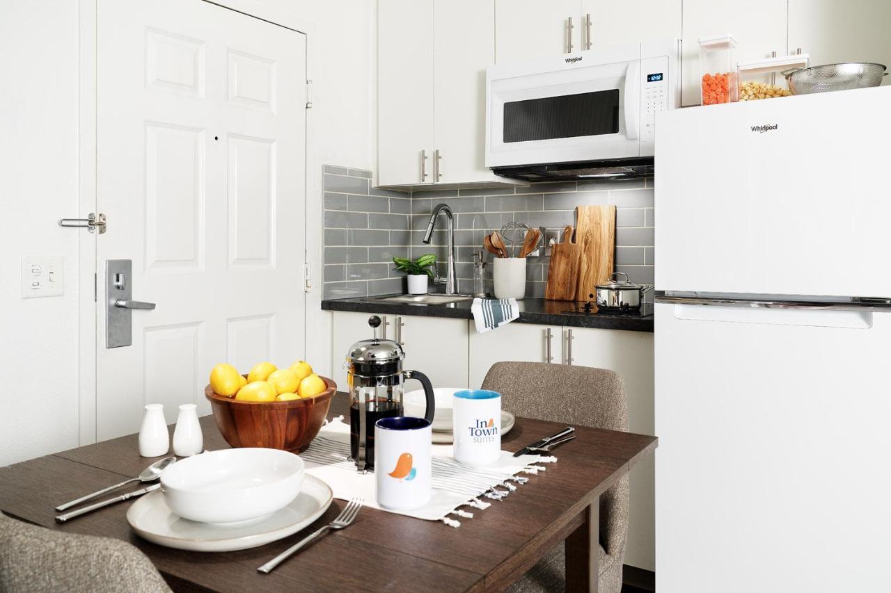 Intown Suites Extended Stay Κολοράντο Σπρινγκς Εξωτερικό φωτογραφία