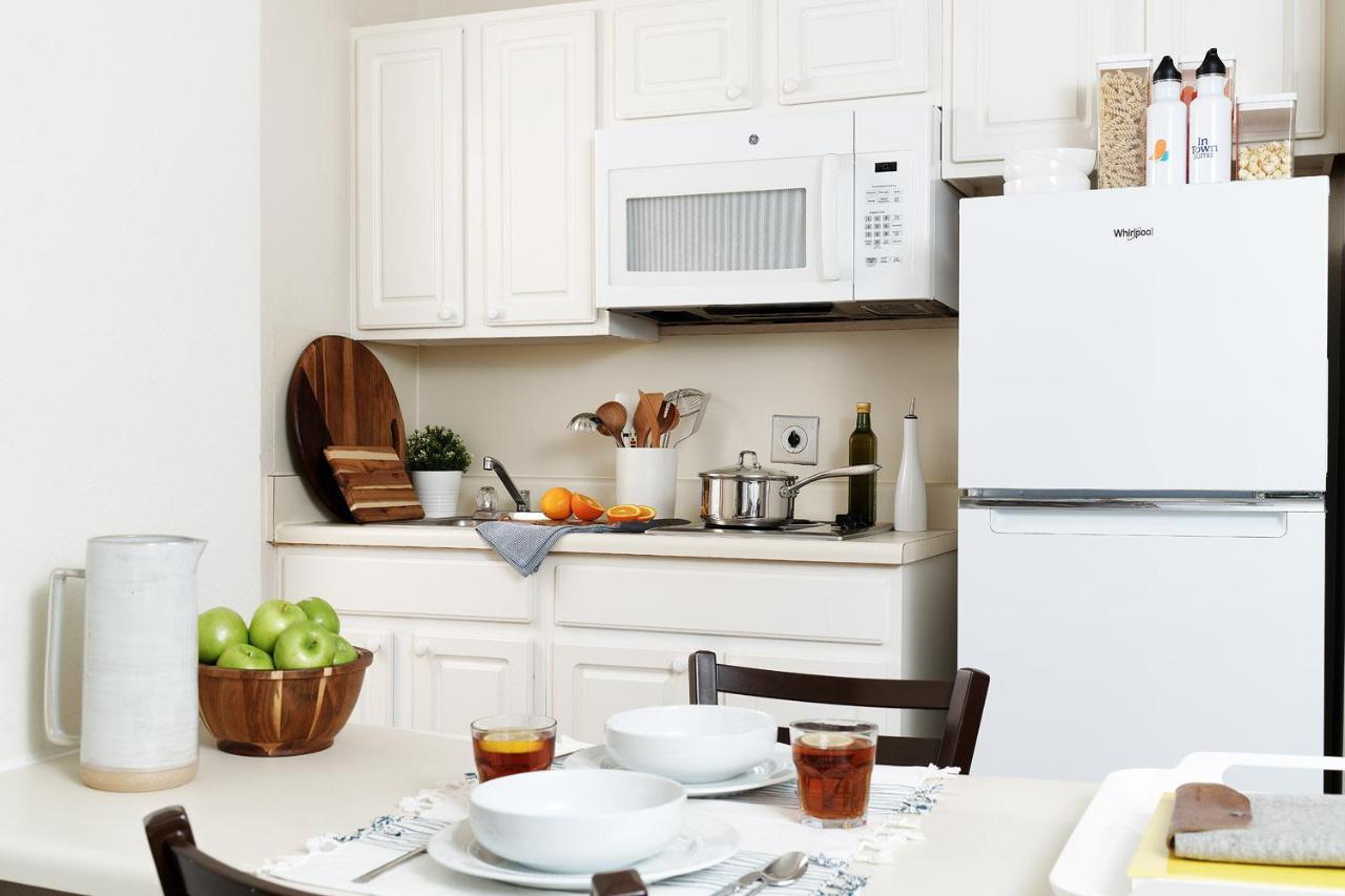 Intown Suites Extended Stay Κολοράντο Σπρινγκς Εξωτερικό φωτογραφία