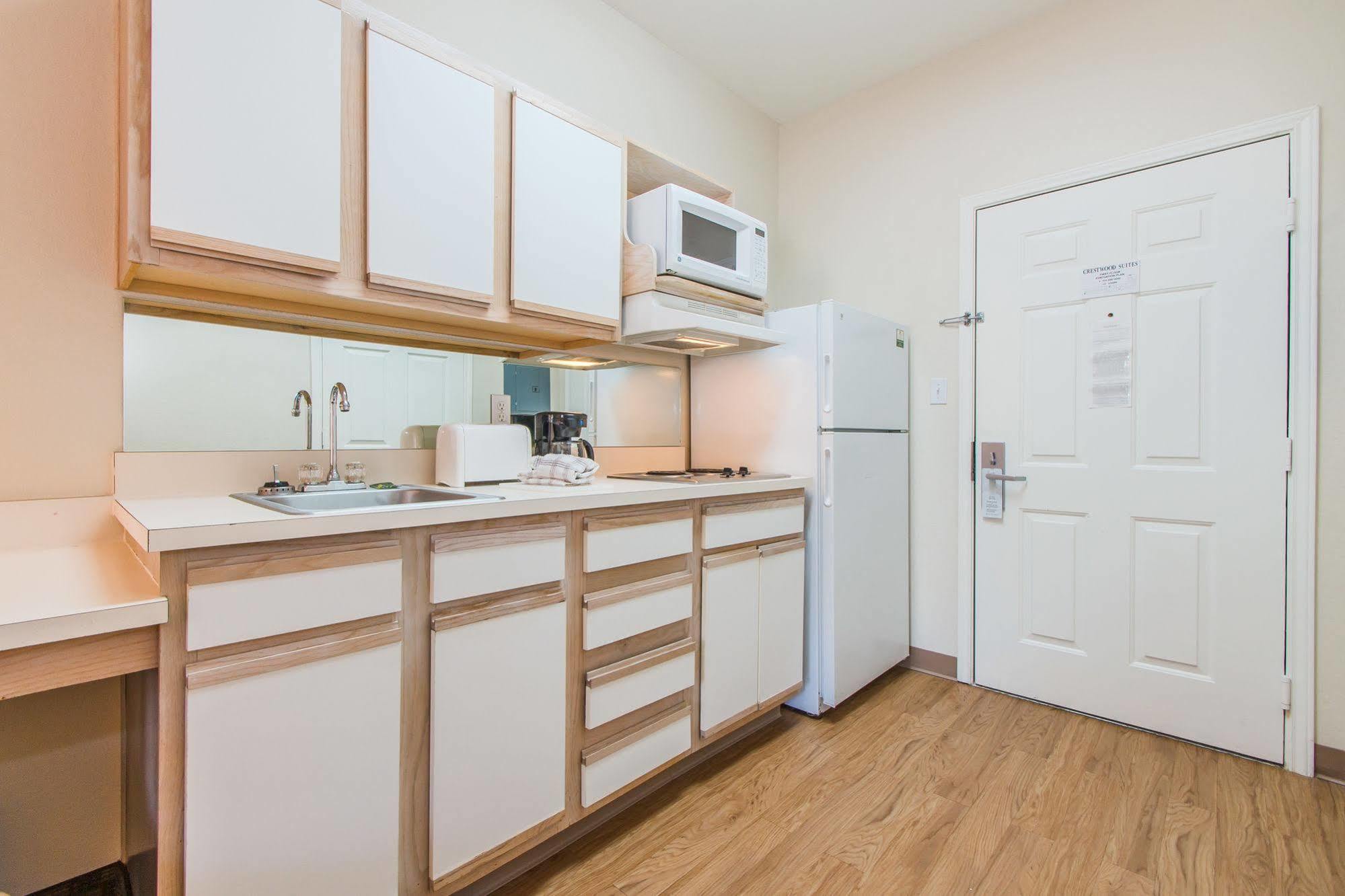 Intown Suites Extended Stay Κολοράντο Σπρινγκς Εξωτερικό φωτογραφία